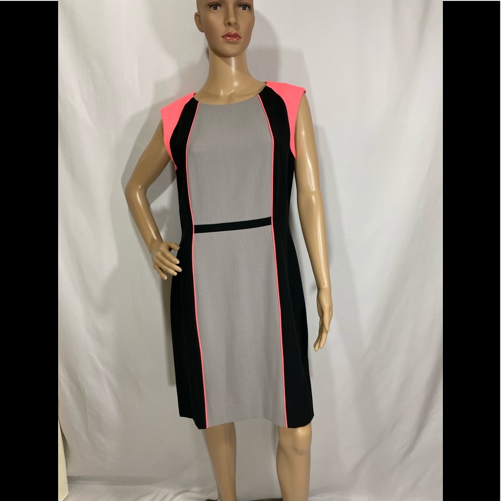 Tahari Lined Color Block Crepe Sheath Dress